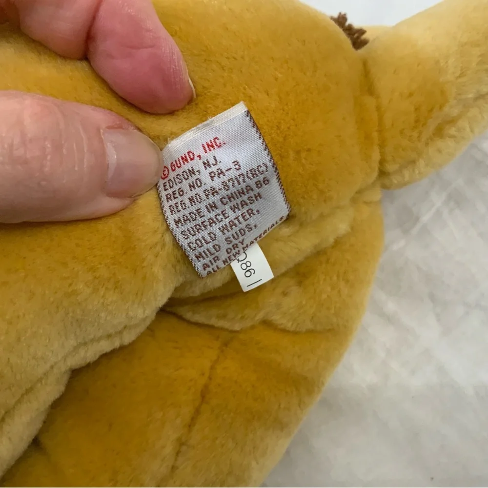 Gund Old Salem Winchester Lion Plush 12